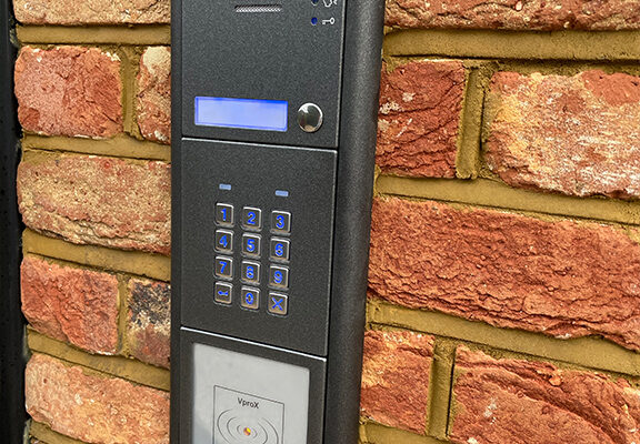 Black access control with buttons